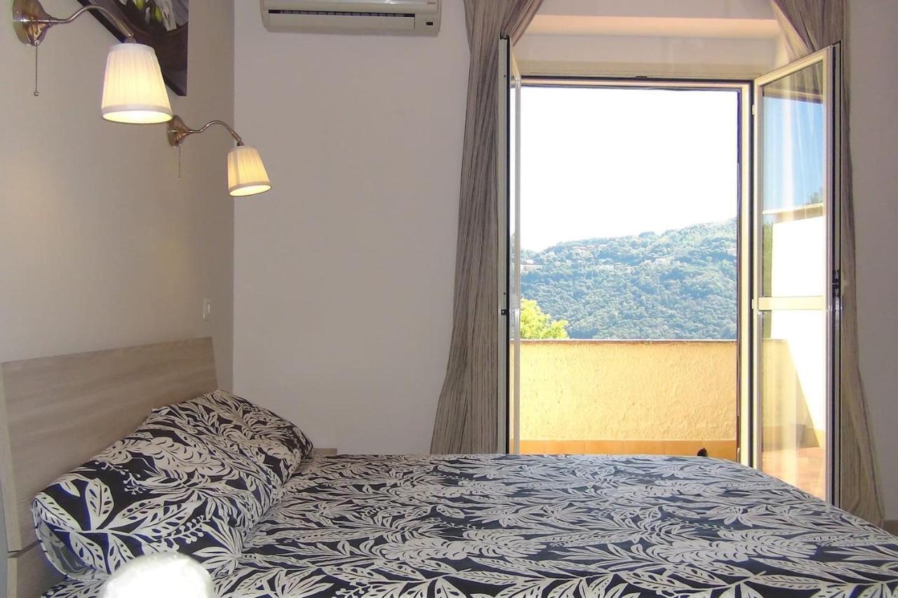 겐자노 디 로마 Relax Sul Lago 아파트 외부 사진